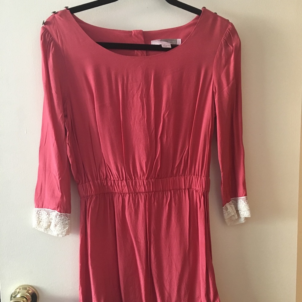 Cute button detailed dress